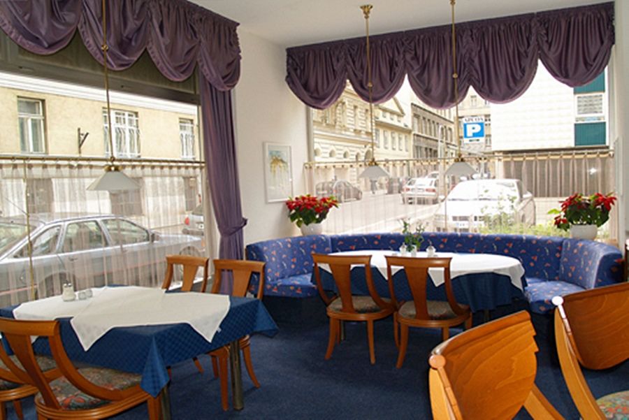 The Weekend Hotel Vienna Exterior photo